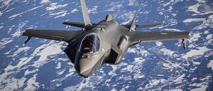 Der Kampfjet Typ F-35 wird von Lockheed Martin hergestellt. Die Navigations- und Ziellenksysteme dafür liefert die RTC Corporation.