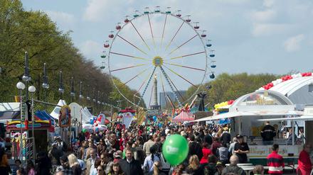 Vergangenes Jahr kamen etwa 350 000 Besucher zum Kinderfest den Linden. . 
