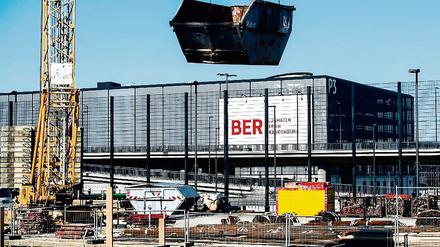 Noch längst nicht fertig: der künftige Hauptstadtflughafen BER (hier ein Baustellenbild aus dem August 2015).
