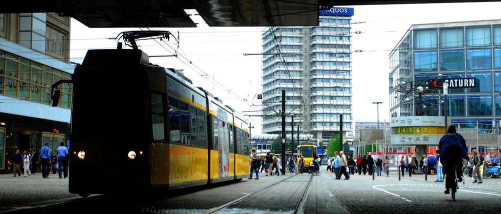 Das Straßenbahnnetz soll ausgebaut werden - trotz Problemen auch weiter vom Alex in Richtung Potsdamer Platz und Rathaus Steglitz.