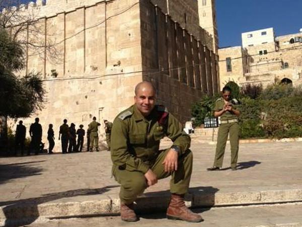 "Erst langsam habe ich gemerkt, dass ich Jude bin": Arye Shalicar in der Uniform der israelischen Armee.