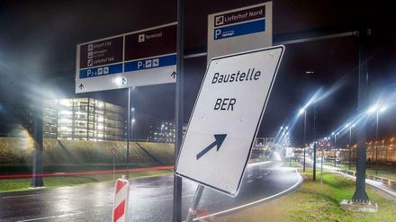 Der Flughafen Berlin-Schönefeld ist eine lange Baustelle, trotzdem wird gelegentlich mal etwas fertig, so jetzt der "Nordpier".