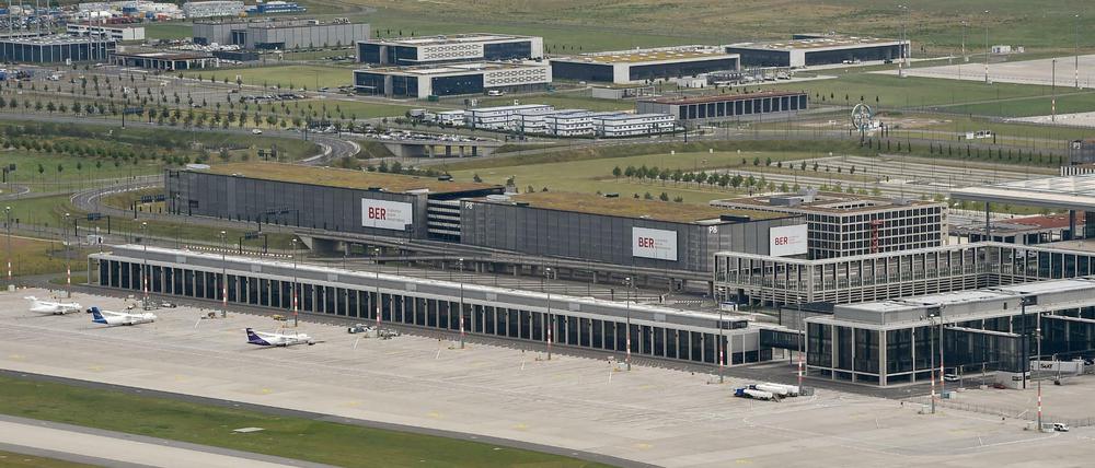 Neue Finanzspritze für den Pannenflughafen - ohne, dass die EU-Kommission zugestimmt hat.