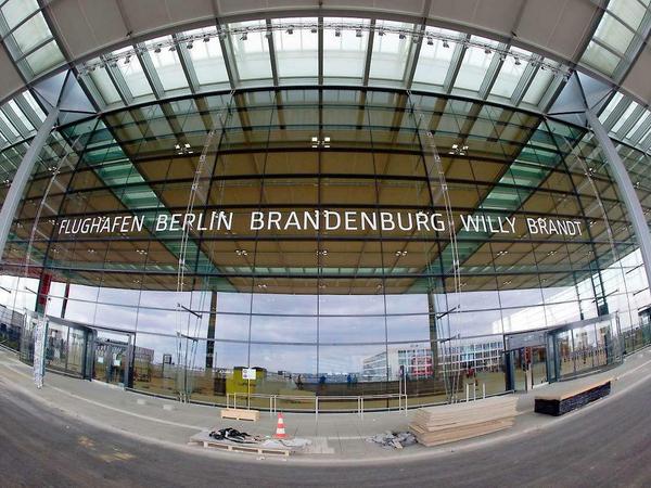 Kein guter Stern über dem neuen Flughafen Willy Brandt.