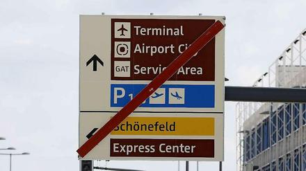 Der Flughafen BER, der eigentlich im 2012 eröffnen und rund 2 Milliarden Euro kosten sollte, könnte nun vielleicht erst 2017 eröffnen und mit acht Milliarden zu Buche schlagen.