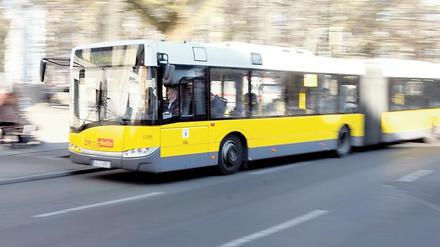Die Busse der BVG fahren elektrisch. Bei der Suche nach neuen Möglichkeiten sind sie unkreativ.