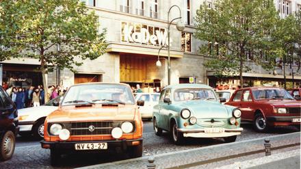 Zeitreise durch Berlin: Das KaDeWe 1989 kurz nach dem Mauerfall.