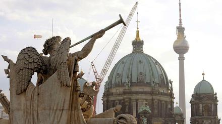 Berlins SPD-Chef Jan Stöß fordert schon seit längerem ein Gesamtkonzept zur Wiederbelebung von Berlins historischer Mitte.