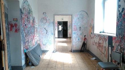 Besetzt. Das Schulgebäude in der Ohlauer Straße ist seit 2012 von Flüchtlingen besetzt (hier ein Bild von 2014).