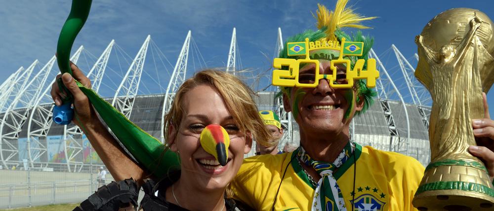Ob Brasilianer und Deutsche beim heutigen Halbfinale auch so miteinander feiern können? 