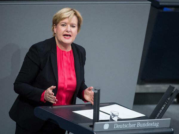 Eva Högl (SPD) bei der Plenarsitzung im Deutschen Bundestag.