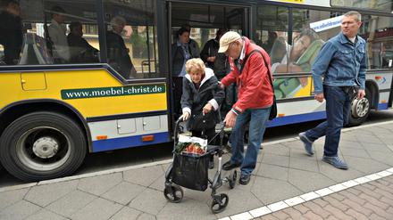 Seit Jahren sind alle Busse der BVG Niederflurfahrzeuge, die das Aussteigen erleichtern. 