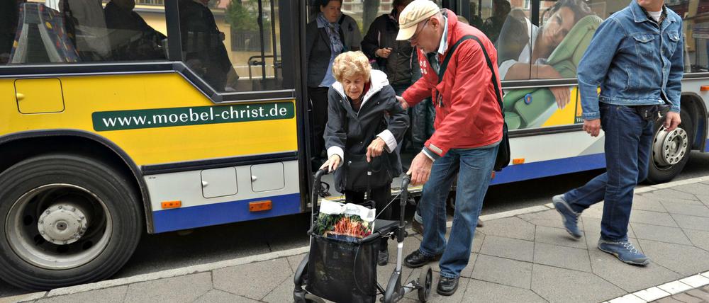 Seit Jahren sind alle Busse der BVG Niederflurfahrzeuge, die das Aussteigen erleichtern. 