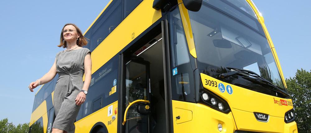 Der neue Doppeldecker-Bus "Citea DLF" vom niederländischen Hersteller VDL Bus &amp; Coach.