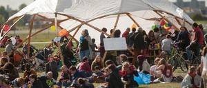 Ende September organisierte das Aktionsbündnis "Schön dass ihr da seid" wein Welcome-Picknick für Flüchtlinge auf dem Tempelhofer Feld. 