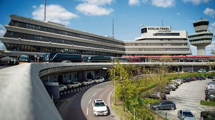 Soll der Flughafen Tegel offen bleiben für Regierungsflieger?