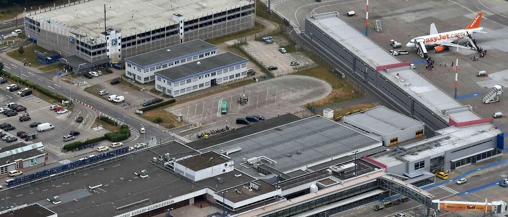 Der Flughafen in Schönefeld, wo die Maschine aus Manchester landen musste.