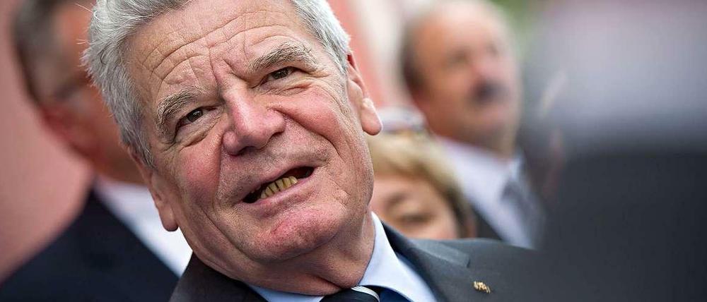 Freie Fahrt mit der BVG. Bundespräsidente Gauck soll Ehrenbürger von Berlin werden.