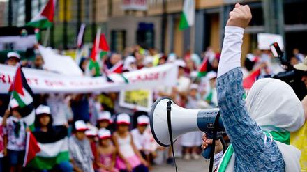 Teilnehmer einer Gaza-Demonstration in Berlin.