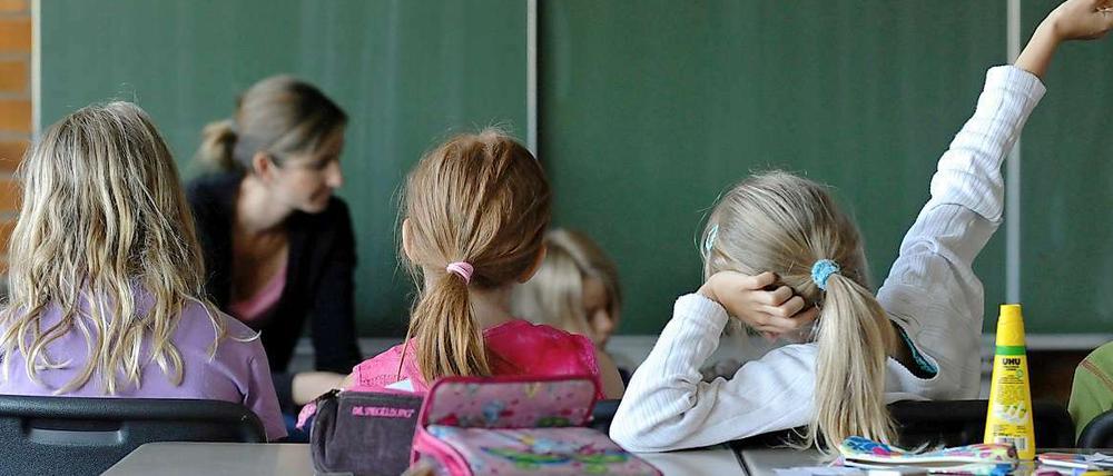 Berliner Grundschüler schneiden schlecht in Mathe und Lesen ab - eine Folge der Reformen?