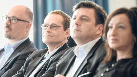 SPD-Riege in Klausur: Landesvorsitzender Jan Stöß, Regierender Michael Müller, Stadtentwicklungssenator Andreas Geisel und Arbeitssenatorin Dilek Kolat bei der Klausurtagung. 