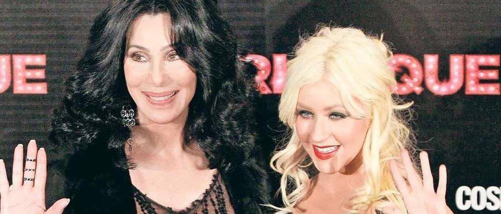 Cher und Christina Aguilera machen gerade in Europa Werbung für ihren Film "Burlesque". Hier noch in Madrid, aber am Donnerstag in Berlin.