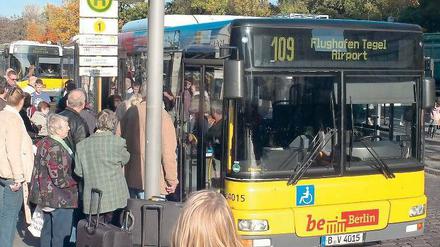 Ballungsgebiet. Die BVG meint, dass sie mit dem Vordereinstieg bei ihren Bussen besser fährt.