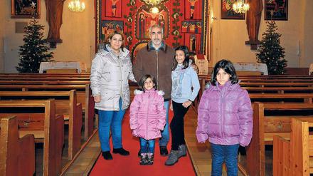 Auf die Liste gesetzt. Die syrische Familie G. aus Qamischli ist Anfang Dezember nach Berlin gekommen, geflohen vor dem Bürgerkrieg, in dem sie als aramäische Christen zwischen alle Fronten geraten sind. 
