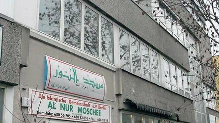 Mehr gemein als nützig? Die Al-Nur-Moschee in der Neuköllner Haberstraße gilt als Hochburg von Salafisten. Der Verfassungsschutz beobachtet sie seit Jahren. 