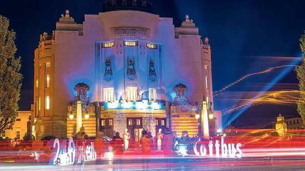 Internationales Flair. Das Cottbuser Staatstheater zählt zu den kulturellen Leuchttürmen in Brandenburg, nicht nur während des Festivals des osteuropäischen Films.