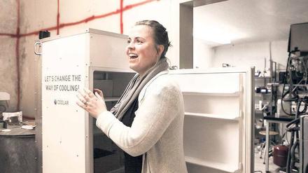 Coole Sache. Julia Römers Coolar-Kühlschrank ist fertig. Er braucht keine Stromversorgung.