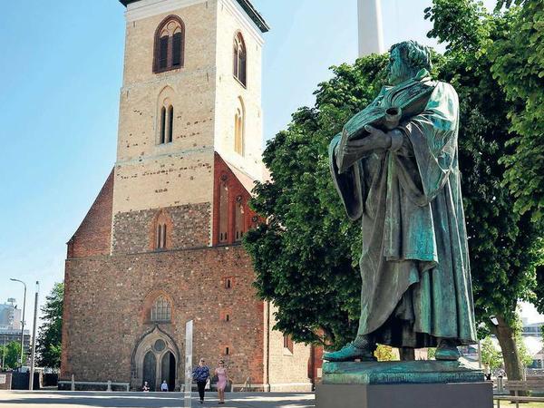 Luther-Denkmal an der Marienkirche in Mitte