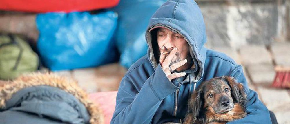 Dieser Slowake ist einer von etwa 2000 Menschen, die ohne Obdach in Hamburg leben. 