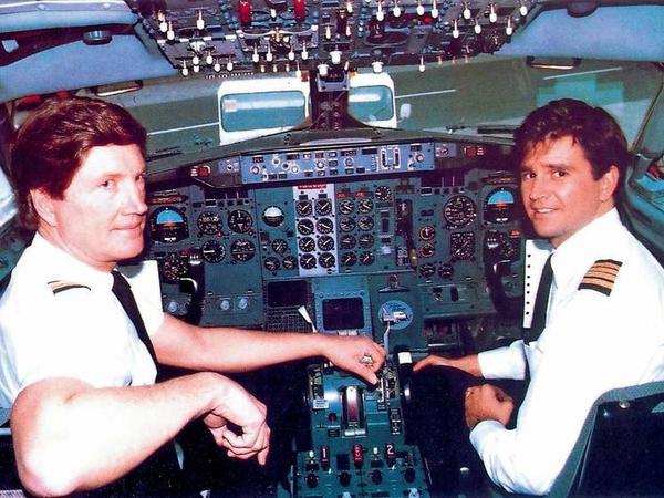 Familienunternehmen. Kim (l.) und sein Sohn Shane Lundgren, der lange als Pilot für Air Berlin flog