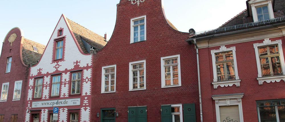 Grün auf Rot: Dieses Holländerhaus in Potsdam wird jetzt versteigert