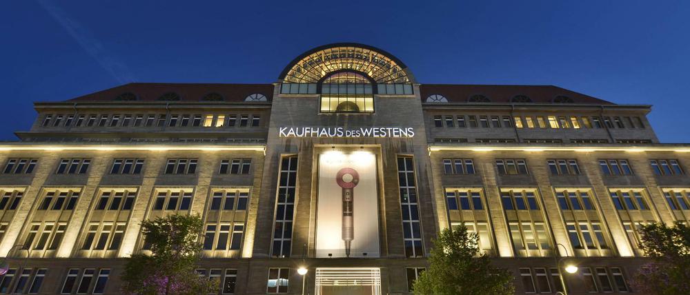 Das Luxuskaufhaus KaDeWe in Schöneberg. 