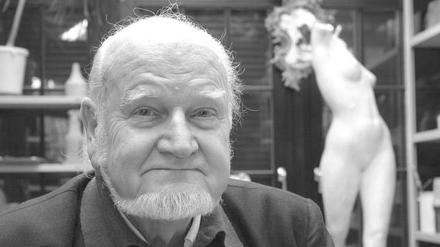 Karsten Klingbeil (1925-2016). Im Jahr 2005 in seiner Werkstatt.