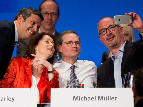 Selfie: Saleh, Barley, Müller, Stöß.