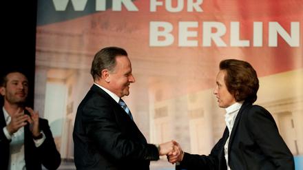 Die Spitzen der Berliner AfD: Georg Pazderski (Mitte) und Beatrix von Storch