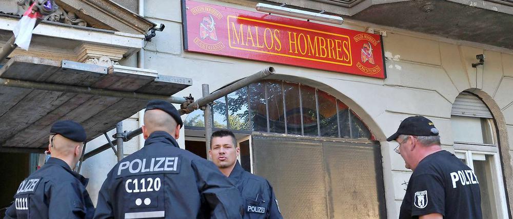 Wo die Bösen Männer wohnen. Rund 200 Polizisten nahmen am Dienstag die "Malos Hombres" ins Visier.