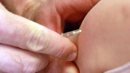Ein kleiner Pieks mit großer Wirkung. Die Masernimpfung schützt zuverlässig vor der gefährlichen Krankheit.
