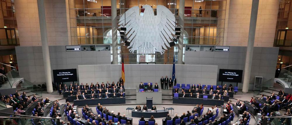 Die Abgeordneten des Bundestages bei der Rede von Norbert Lammert.