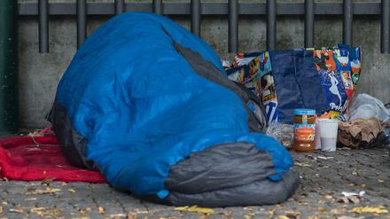Obdachlose gehören in der Berliner Innenstadt zum Straßenbild.