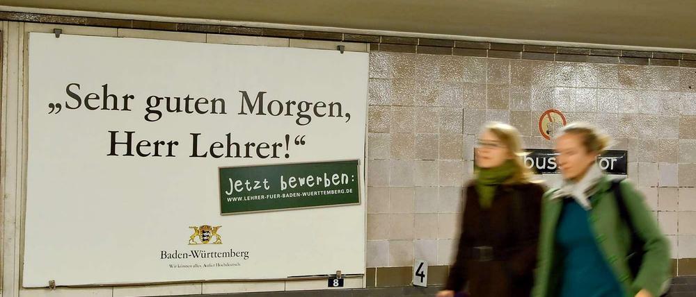 Im Jahr 2009 wurden Berlins Lehrer von Baden-Württemberg abgeworben - inzwischen ist es umgekehrt. Es werden Lehrer für alle Schulformen und viele verschiedene Fächer gesucht.
