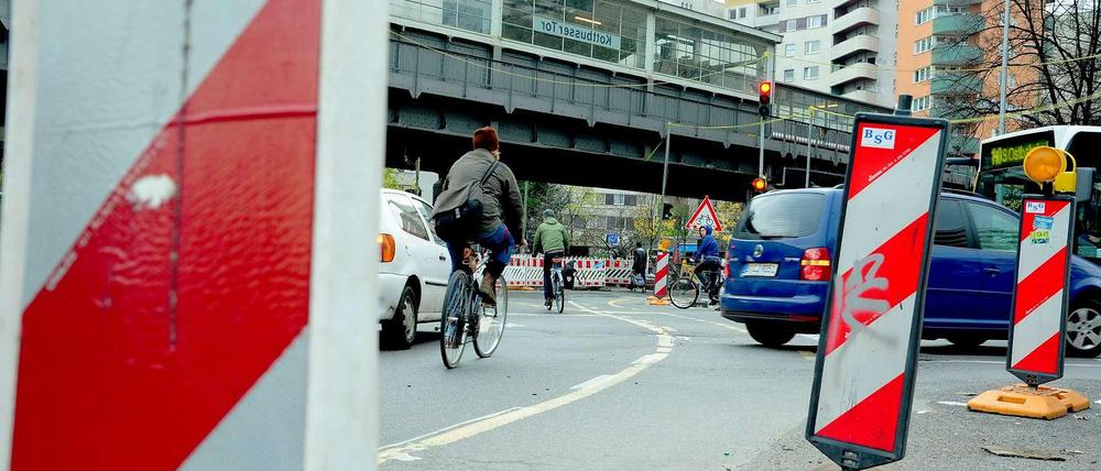 Am Kottbusser Tor in Kreuzberg kommt es häufig zu Unfällen mit Radfahrern.