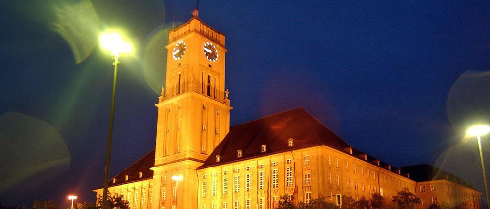 Das Rathaus Schöneberg muss für fast fünf Millionen Euro saniert werden.