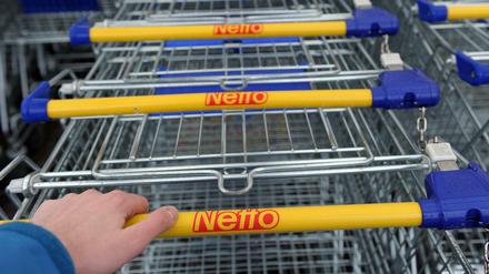 Leere Einkaufswagen: Im Kienbergviertel hat der Discounter "Netto" seinen Markt aufgegeben.