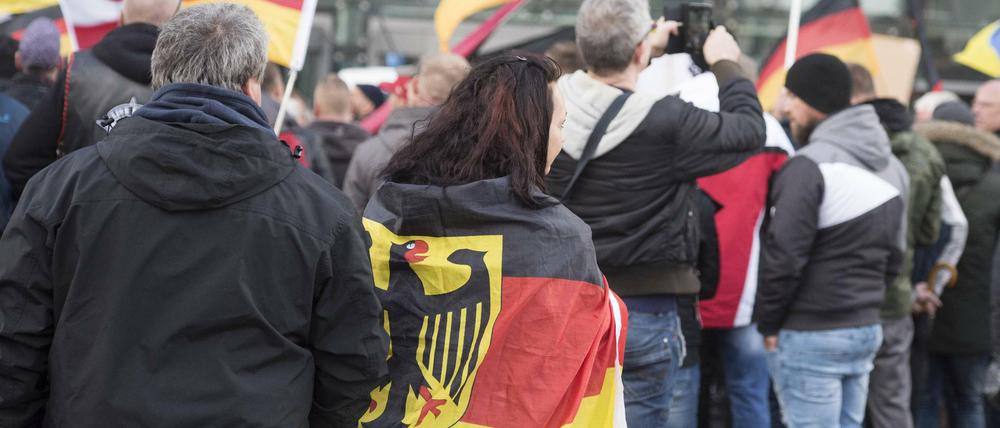 "Wir sind Deutschland"-Demonstrationen in Berlin: Der Verfassungsschutz stuft die Anmelder als "muslimfeindliche Extremisten" ein.