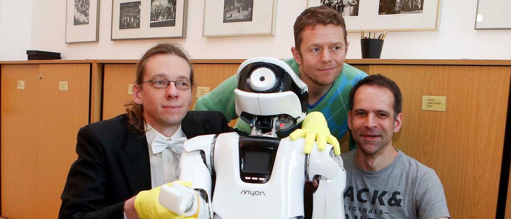 Roboter Myon lern an der Komischen Oper Musik von all ihren Seiten kennen. Doch kann er auch die Emotionen dahinter erfassen?