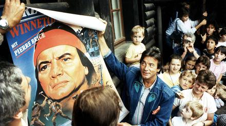 Der ewige Winnetou. Pierre Brice bei einem Besuch 1988 in Dresden. 